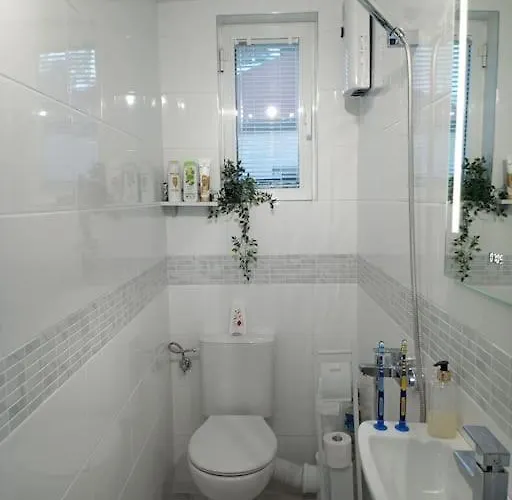 Cathedral Location 公寓 *