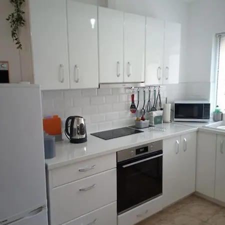 Cathedral Location Apartment *