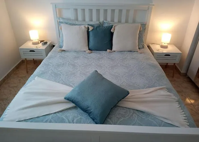 Cathedral Location Apartment *